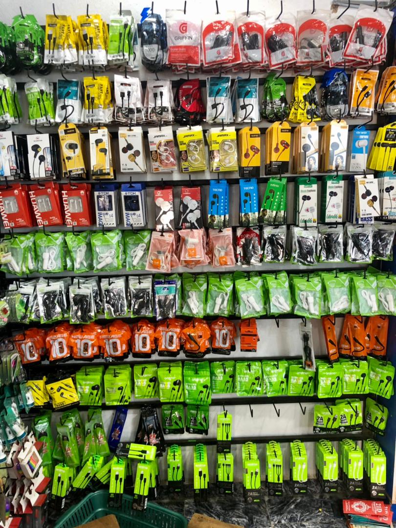 MAGIC EXTENSION PHONES AND ACCESSORIES STORE, NSUKKA