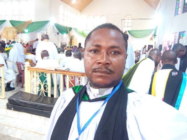 REVD BENNETH AZUBUGWU CHUKWUEBUKALUM MMADU