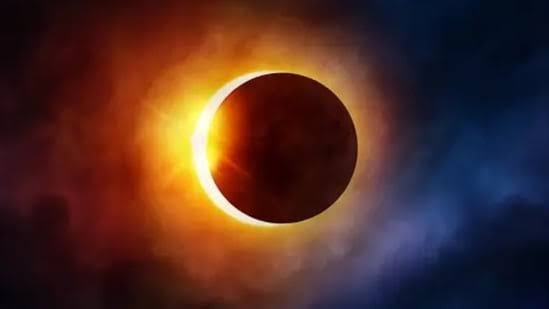 The total Solar Eclipse experienced yesterday at various American countries, is another proof of God’s beauty and might.