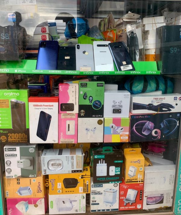 EZE UGO IPHONES AND ACCESSORIES STORES, NSUKKA