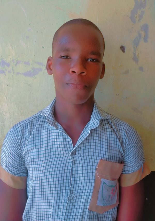 AKUBUEZE DABERECHUKWU DIVINE