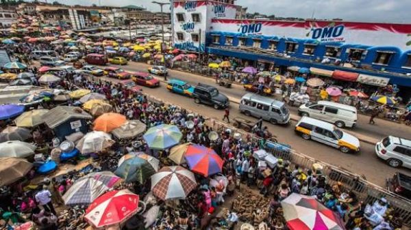 ONITSHA MONDAYS MAY ROAR BACK AS ARMY MOVES TO RECLAIM MAIN MARKET    Once the week’s liveliest trading day, Monday in Onitsha has become a scene o...