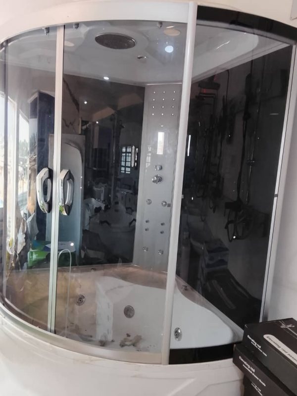 Come and get this amazing and affordable STEAMER JACUZZI at our place now for your December relaxation. Visit our page to contact us.