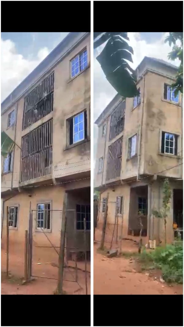 *2167* . 3 flats, N40m, off Enugu Rd, Amokwe, near  St Franklin Hospital, 2 bedroom each, on ½+ plot, .Nsukka, Nsukka LGA,  Enugu State