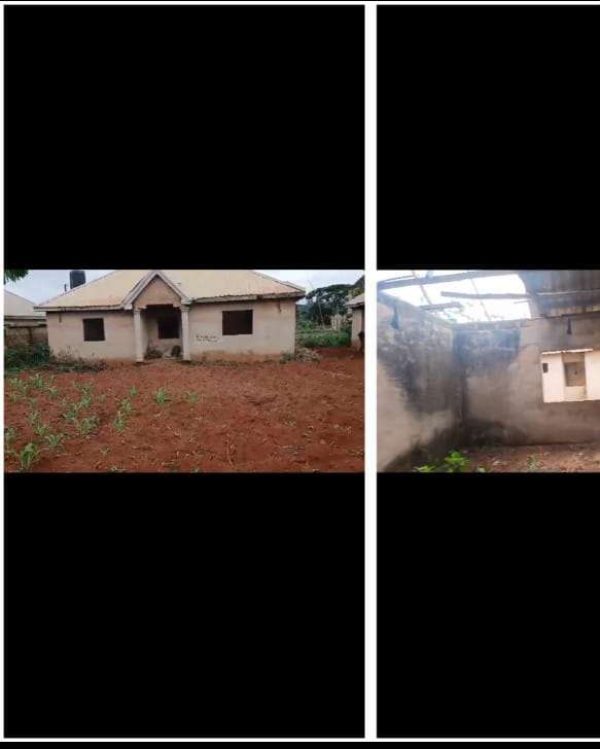 *2532* Bungalow, N30m, El Tabara Estate, off Edem Rd, Barracks, on 1 plot,  Nsukka, Nsukka LGA Enugu State  WhatsApp 09033649738 Properties@Nsukka,...