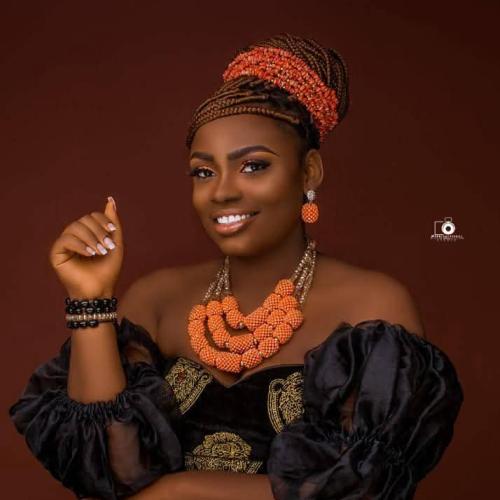 Profile picture of Emenia chioma grace